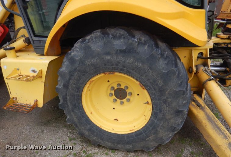 image for item DM5442 2004 New Holland LB75B  backhoe