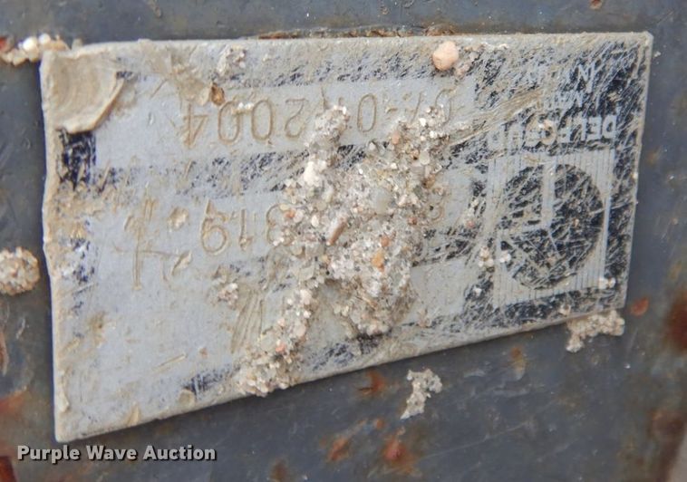 image for item DM5442 2004 New Holland LB75B  backhoe