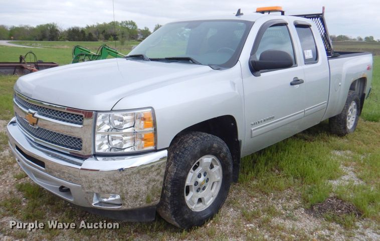 image for item DM6151 2012 Chevrolet Silverado 1500  Ext. Cab pickup truck