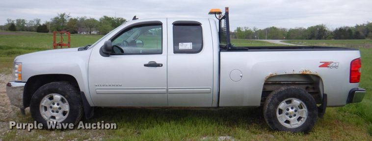 image for item DM6151 2012 Chevrolet Silverado 1500  Ext. Cab pickup truck
