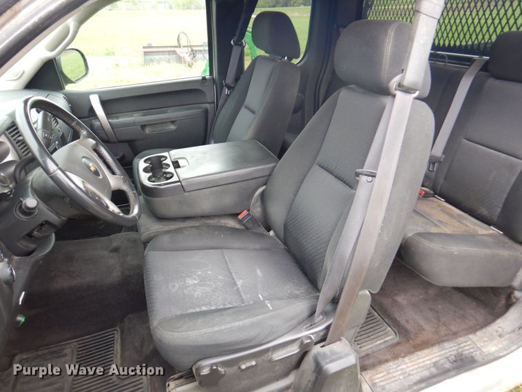 image for item DM6151 2012 Chevrolet Silverado 1500  Ext. Cab pickup truck