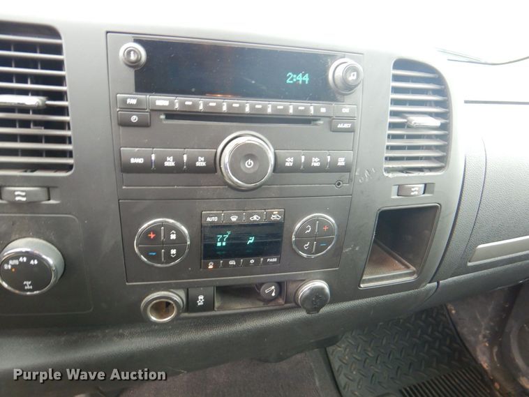 image for item DM6151 2012 Chevrolet Silverado 1500  Ext. Cab pickup truck