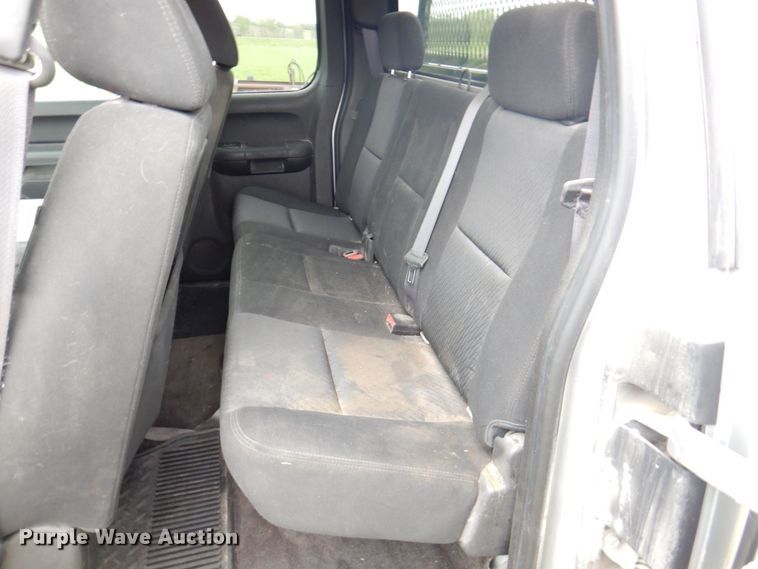 image for item DM6151 2012 Chevrolet Silverado 1500  Ext. Cab pickup truck