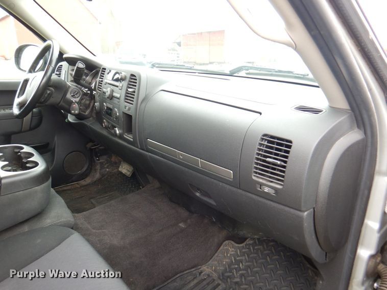 image for item DM6151 2012 Chevrolet Silverado 1500  Ext. Cab pickup truck