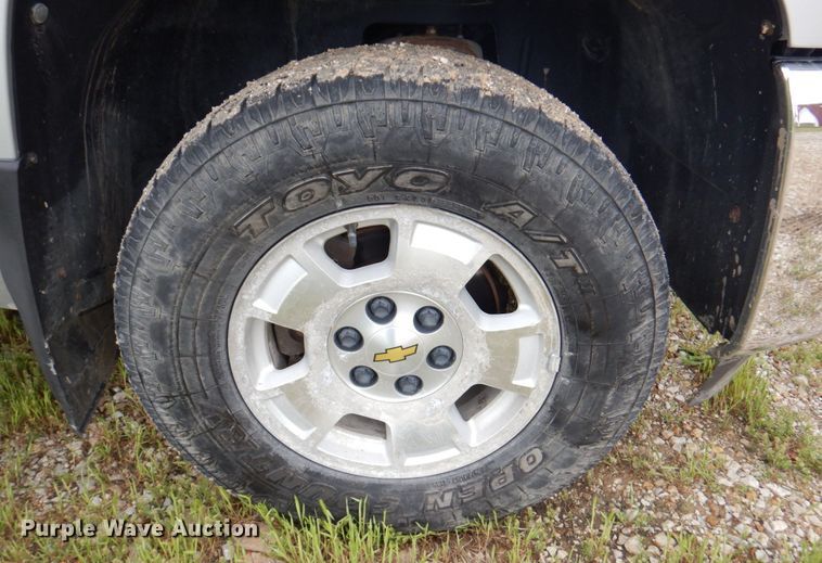 image for item DM6151 2012 Chevrolet Silverado 1500  Ext. Cab pickup truck