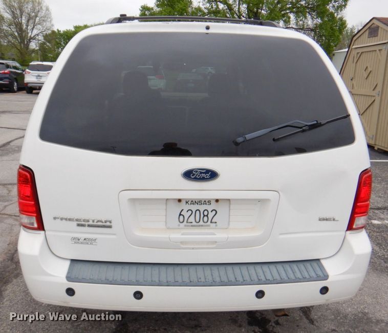 image for item DM6155 2005 Ford Freestar SEL  van