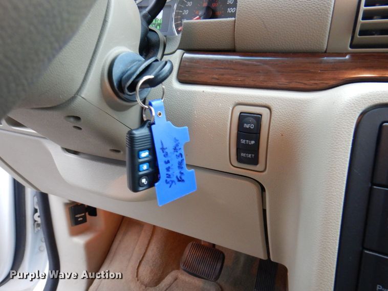 image for item DM6155 2005 Ford Freestar SEL  van