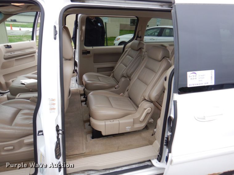 image for item DM6155 2005 Ford Freestar SEL  van