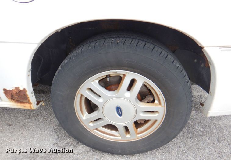 image for item DM6155 2005 Ford Freestar SEL  van