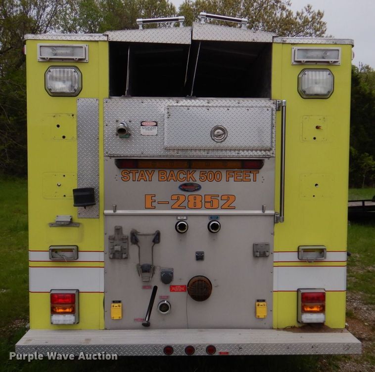 image for item DM7322 2003 Spartan VA41M-2142  pumper fire truck