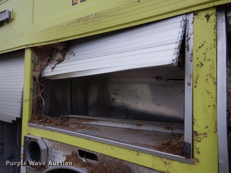 image for item DM7322 2003 Spartan VA41M-2142  pumper fire truck