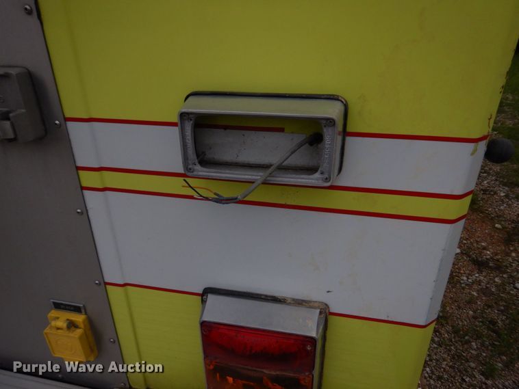 image for item DM7322 2003 Spartan VA41M-2142  pumper fire truck