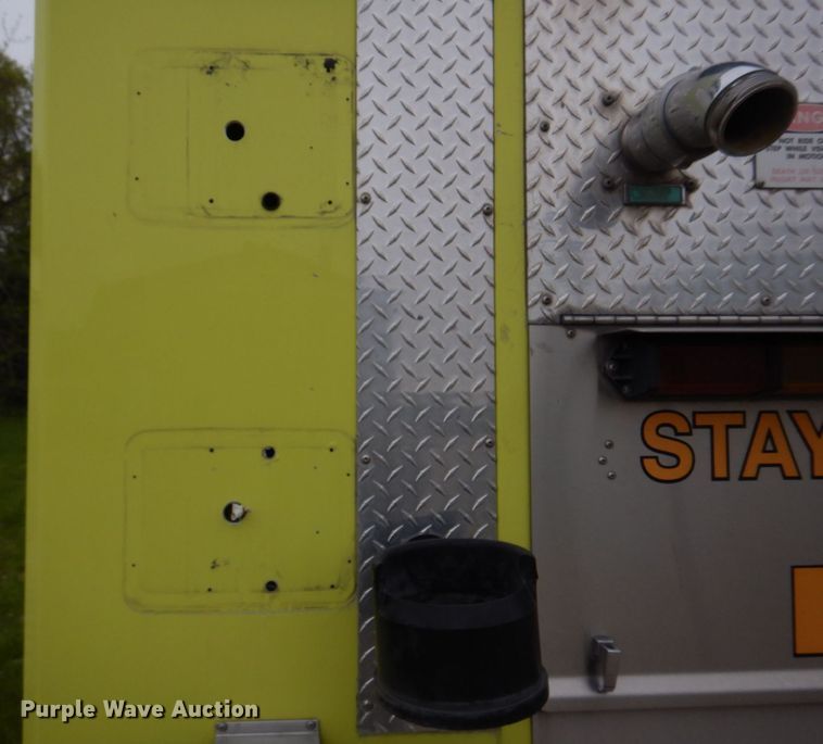 image for item DM7322 2003 Spartan VA41M-2142  pumper fire truck