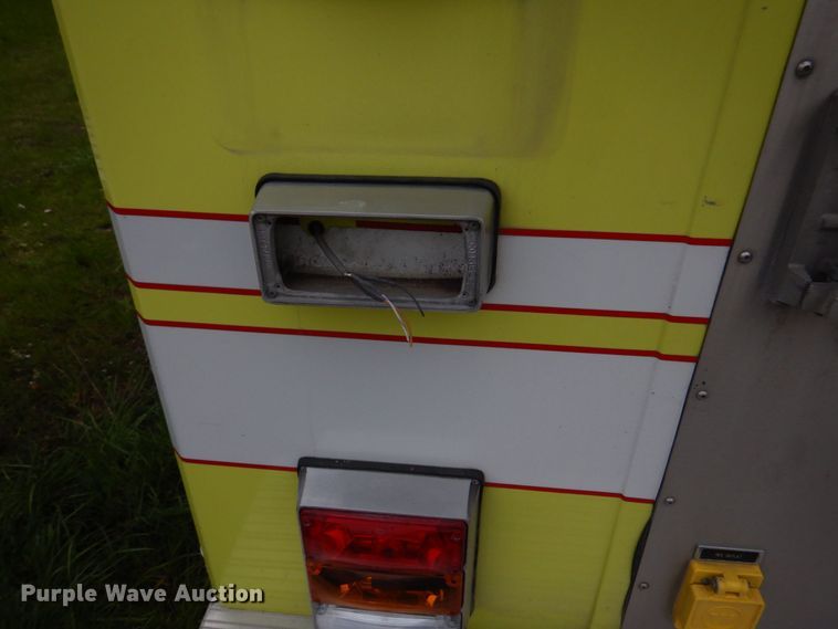 image for item DM7322 2003 Spartan VA41M-2142  pumper fire truck