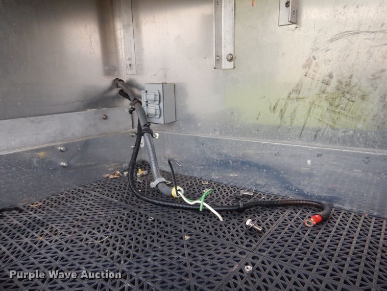 image for item DM7322 2003 Spartan VA41M-2142  pumper fire truck