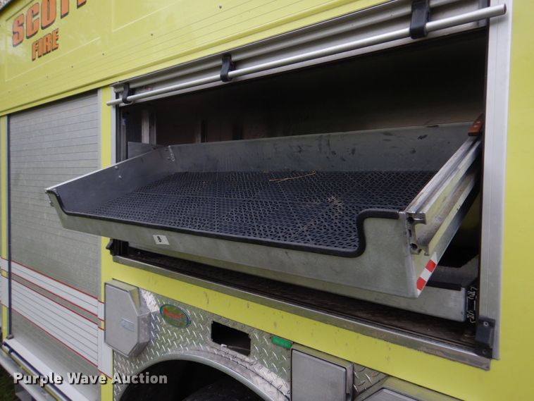 image for item DM7322 2003 Spartan VA41M-2142  pumper fire truck