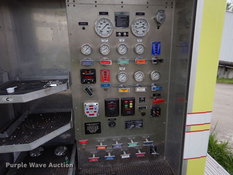 image for item DM7322 2003 Spartan VA41M-2142  pumper fire truck