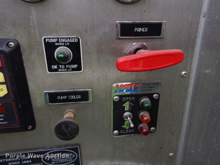 image for item DM7322 2003 Spartan VA41M-2142  pumper fire truck