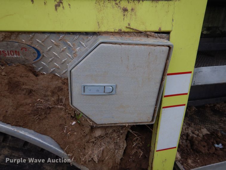 image for item DM7322 2003 Spartan VA41M-2142  pumper fire truck