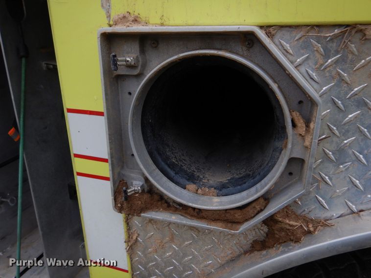 image for item DM7322 2003 Spartan VA41M-2142  pumper fire truck