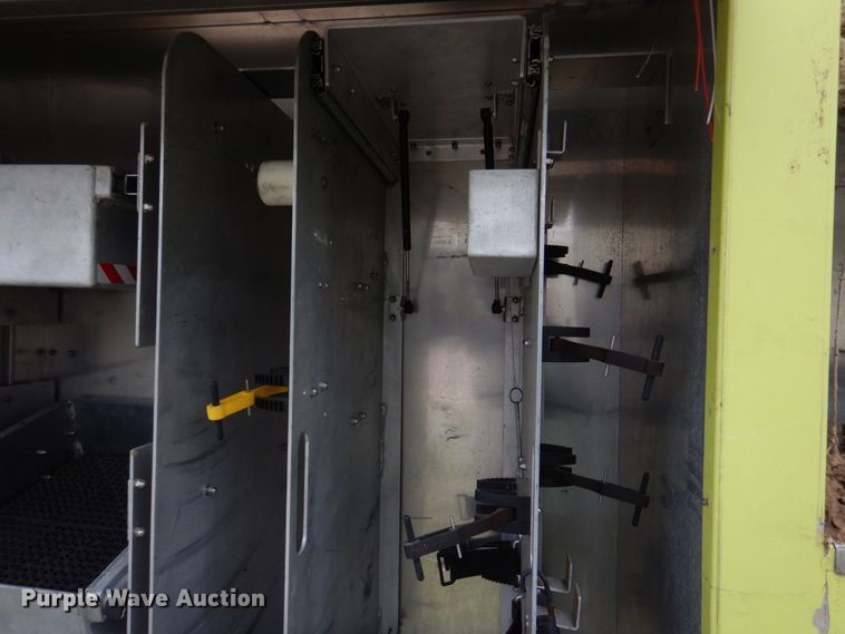 image for item DM7322 2003 Spartan VA41M-2142  pumper fire truck