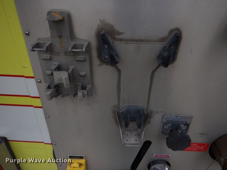 image for item DM7322 2003 Spartan VA41M-2142  pumper fire truck