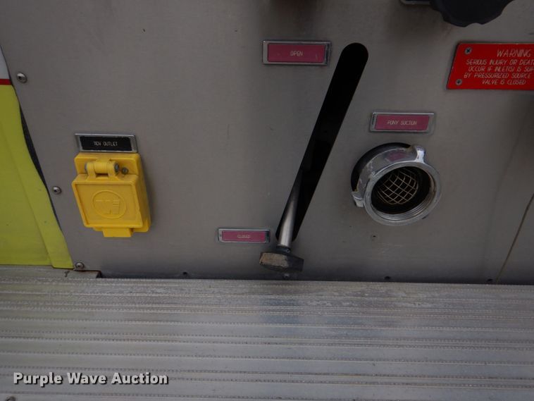 image for item DM7322 2003 Spartan VA41M-2142  pumper fire truck