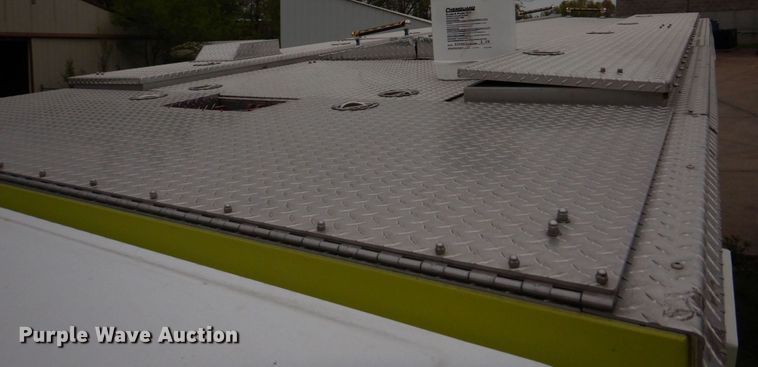 image for item DM7322 2003 Spartan VA41M-2142  pumper fire truck