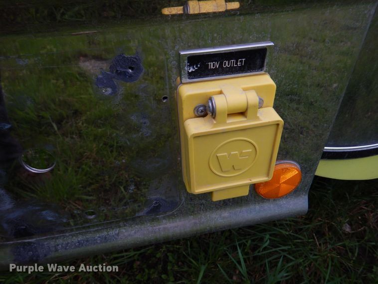 image for item DM7322 2003 Spartan VA41M-2142  pumper fire truck