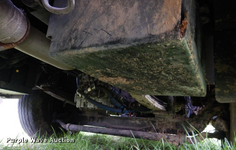 image for item DM7322 2003 Spartan VA41M-2142  pumper fire truck