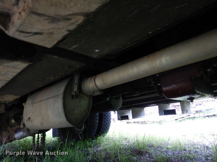 image for item DM7322 2003 Spartan VA41M-2142  pumper fire truck