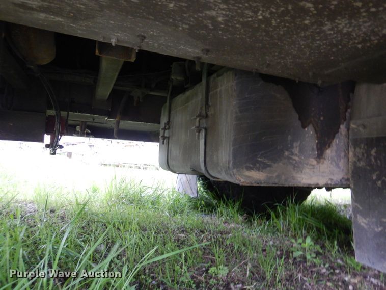 image for item DM7322 2003 Spartan VA41M-2142  pumper fire truck