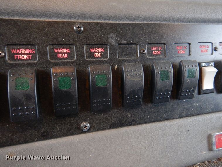 image for item DM7322 2003 Spartan VA41M-2142  pumper fire truck