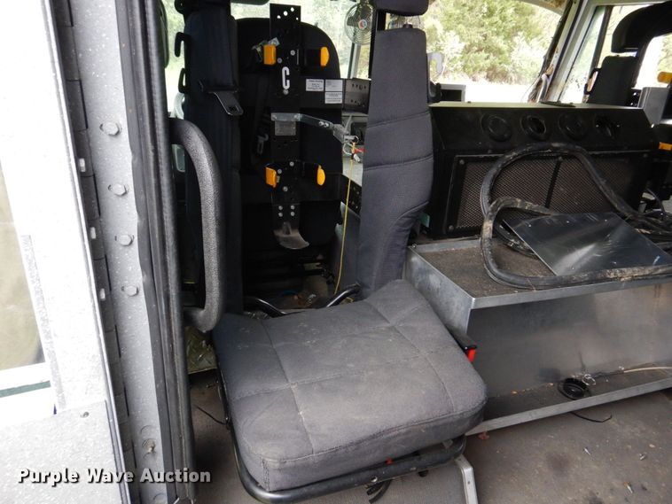 image for item DM7322 2003 Spartan VA41M-2142  pumper fire truck