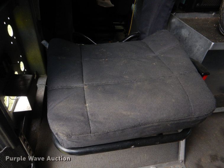 image for item DM7322 2003 Spartan VA41M-2142  pumper fire truck