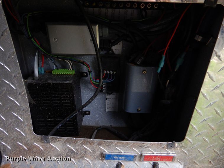 image for item DM7322 2003 Spartan VA41M-2142  pumper fire truck