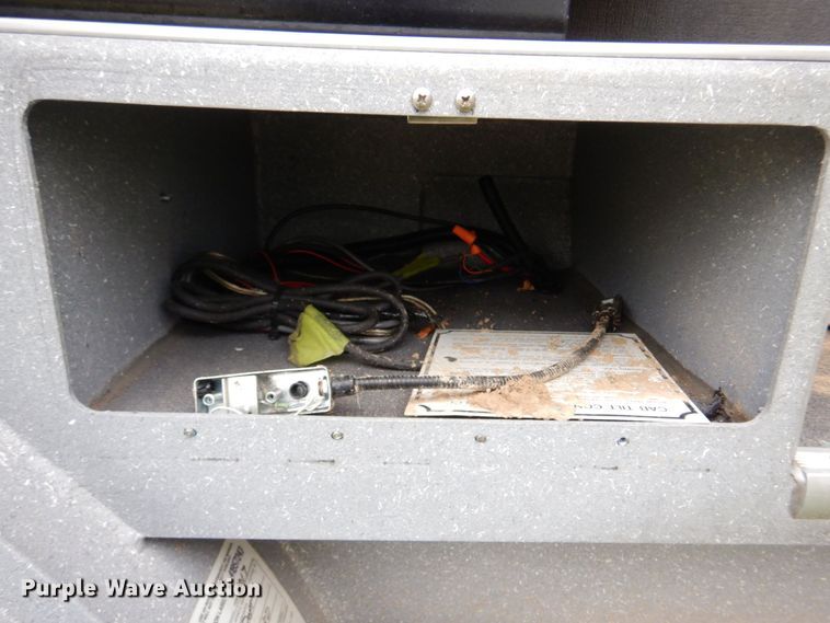 image for item DM7322 2003 Spartan VA41M-2142  pumper fire truck