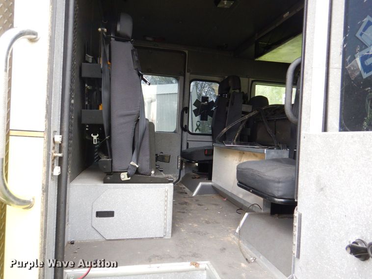 image for item DM7322 2003 Spartan VA41M-2142  pumper fire truck