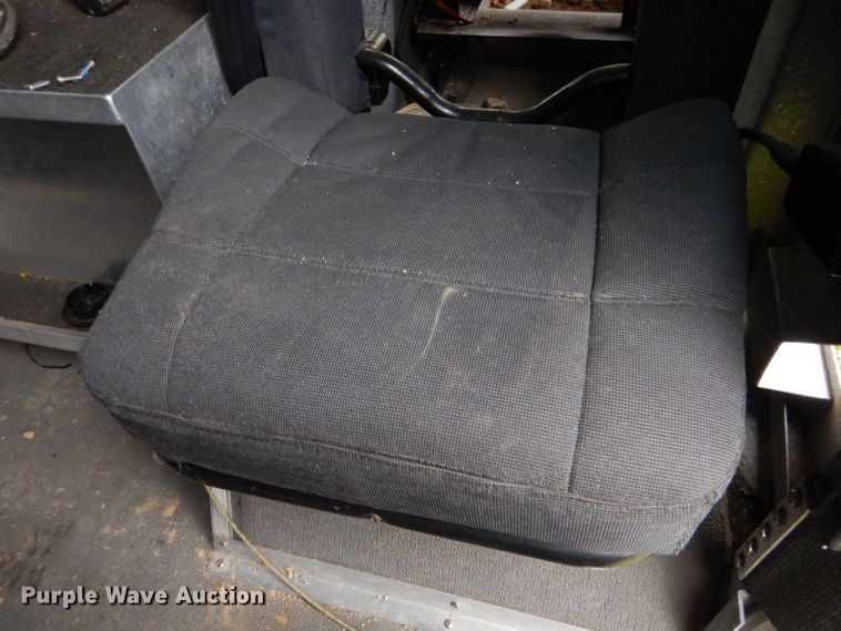 image for item DM7322 2003 Spartan VA41M-2142  pumper fire truck