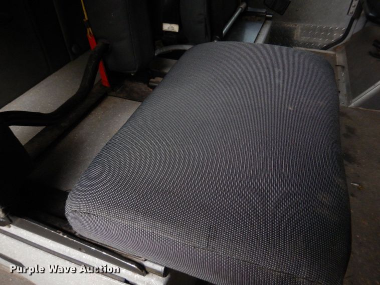 image for item DM7322 2003 Spartan VA41M-2142  pumper fire truck