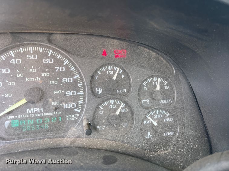 image for item DM8433 2000 Chevrolet Silverado 1500  pickup truck