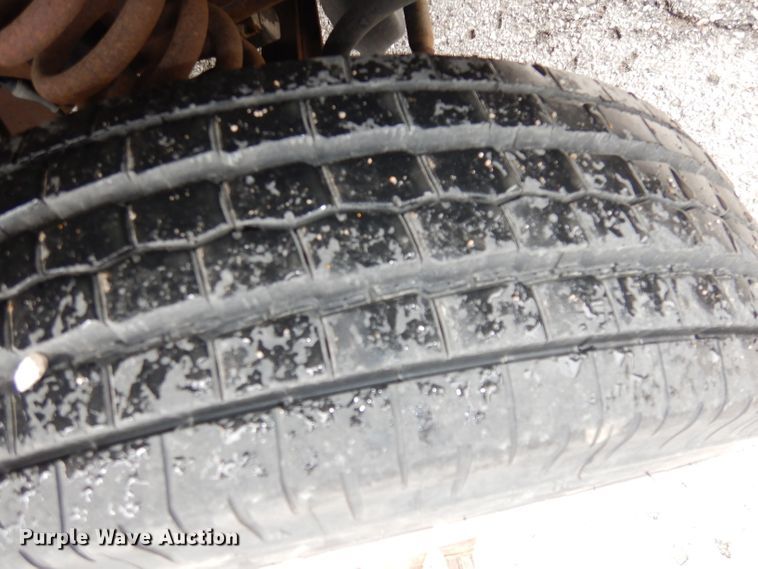 image for item DN1510 2007 Ford E450 Super Duty Starcraft  shuttle bus