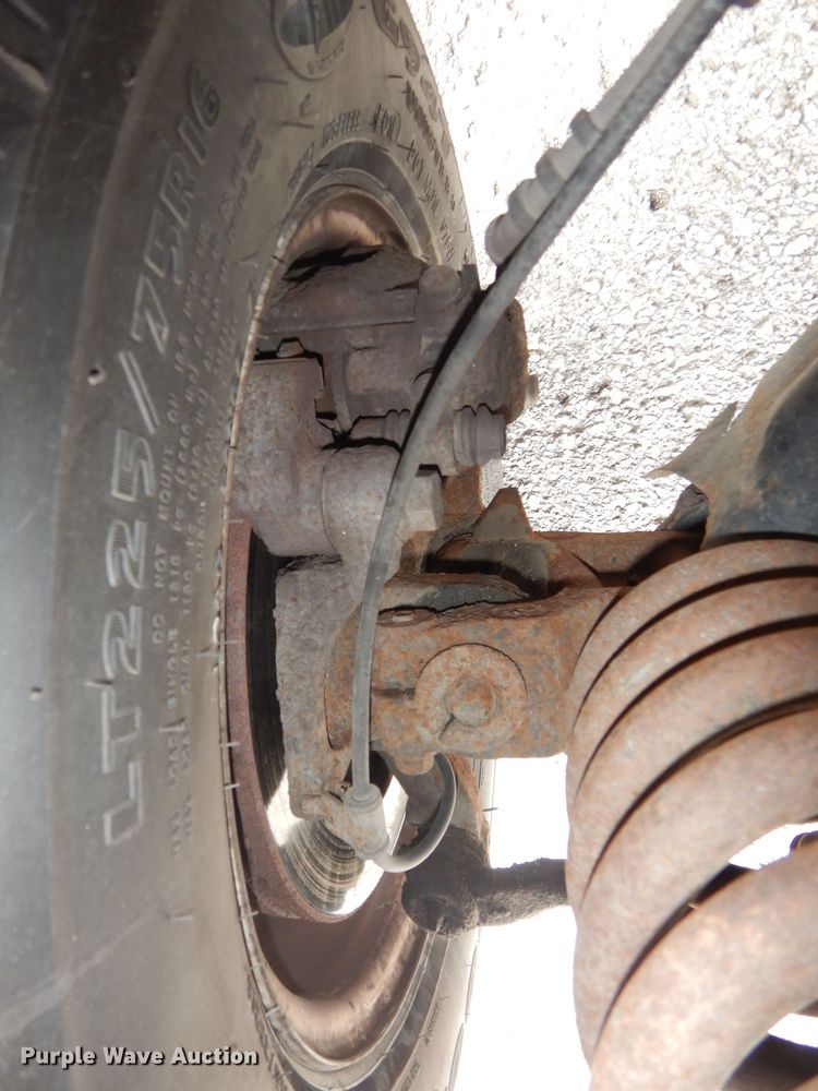 image for item DN1510 2007 Ford E450 Super Duty Starcraft  shuttle bus