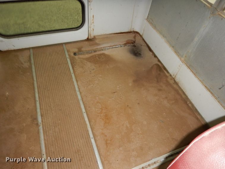 image for item DN1512 2006 Blue Bird Vision  bus