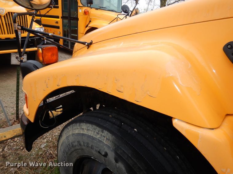 image for item DN1512 2006 Blue Bird Vision  bus