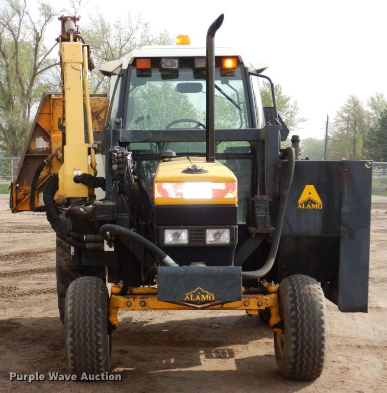 image for item DN7386 New Holland 6640  tractor