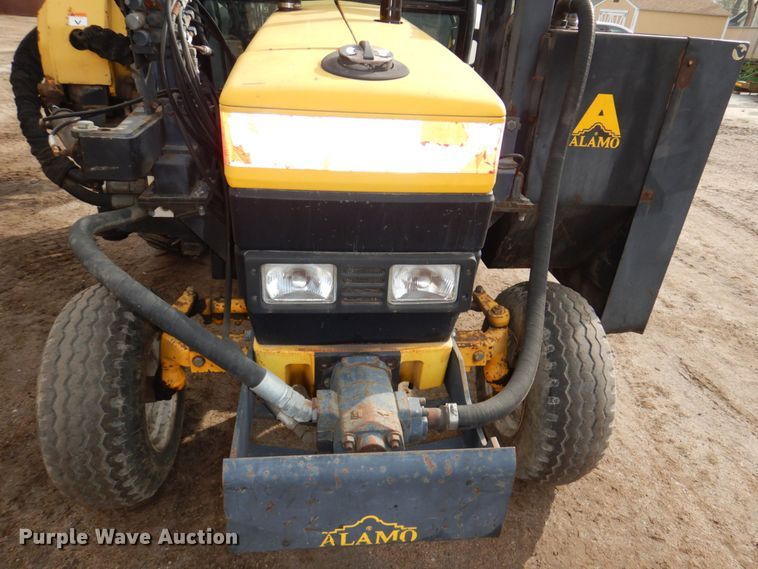 image for item DN7386 New Holland 6640  tractor