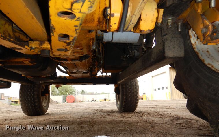 image for item DN7386 New Holland 6640  tractor