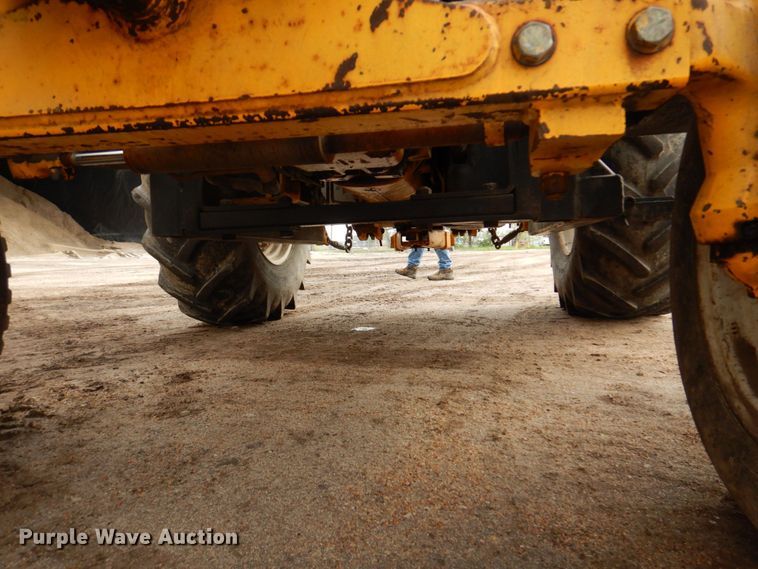 image for item DN7386 New Holland 6640  tractor