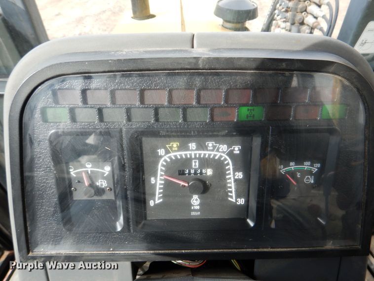 image for item DN7386 New Holland 6640  tractor